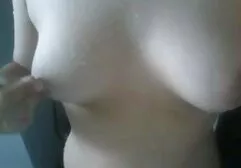 Un gay russe qui a un xxx film lesbienne cancer dans le cul.