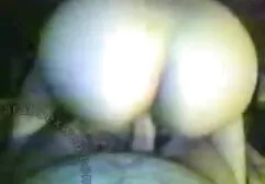 Il baise une fille et une xlxx lesbien mère.
