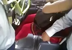 Les jeunes lesbiennes lécher la chatte et baiser une femme film x lesbienne russe Adulte Avec une ceinture.