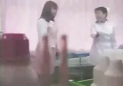 Les étudiants russes ne pornographie de lesbienne buvaient que du sexe dans la salle de bain.