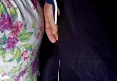 La Jolie Nicole vacille avec ses doigts et suce le pénis de free lesbienne porn son petit ami.