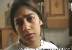 Jacqueline film x amateur lesbienne est frappant sa belle-fille.