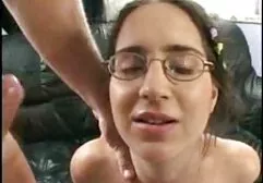 Assez passif avec des cheveux film lesbien xxx blancs Drôle bel homme