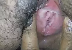 Les caresses des porn lesbienne gratuit rats remplacent l'homme.