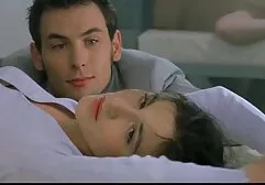 La beauté lesbien prno donne creampie à l'homme.