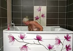 Star chat Bongakams avoir du plaisir avec la graisse gars lesbiens xx