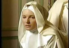Mignon lesbiennehd Russe filles sucer queue pour bongacams